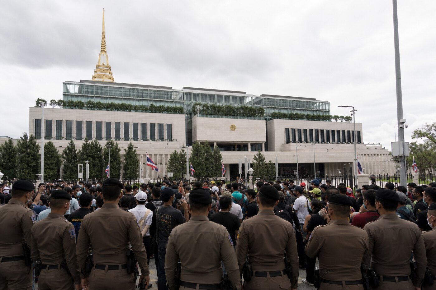 ภาพประกอบอาคารรัฐสภา