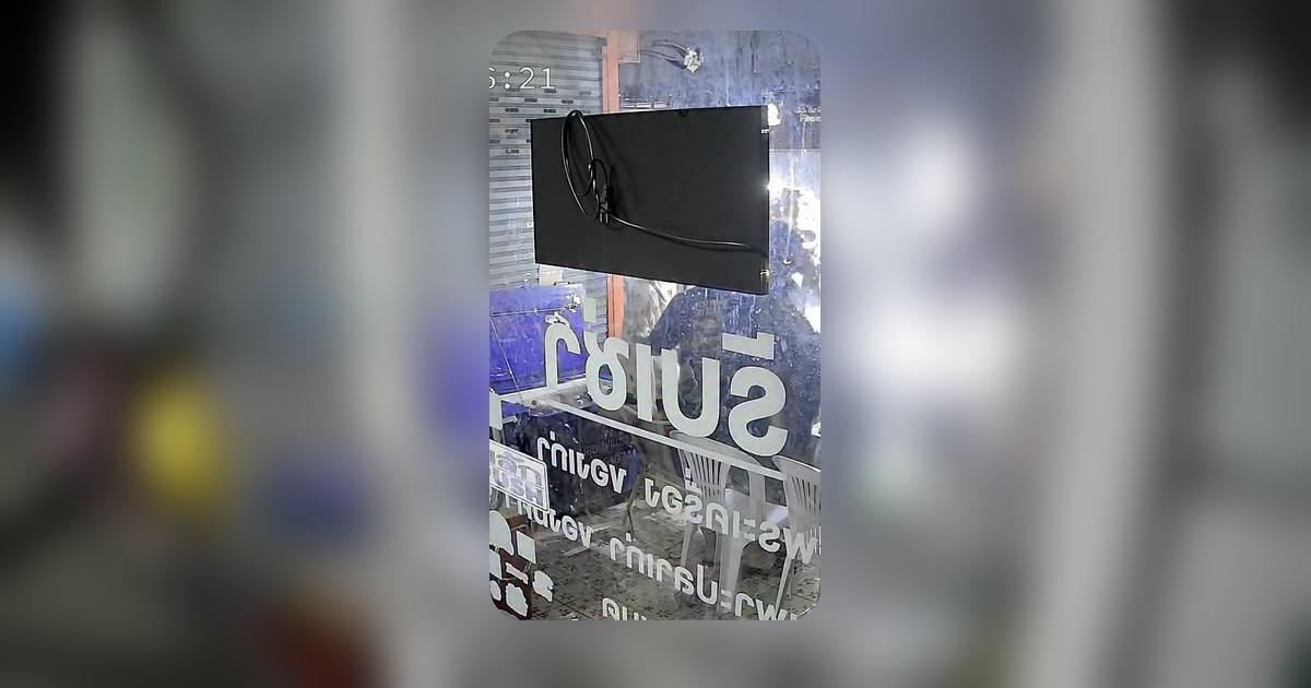 ข่าวแตก! ขนมหวานเปิดคลิปก่อนฮกซุนโดนปิด 20 บุคคลบุกร้านพี่หนู ล่อเป้ากลางดึก