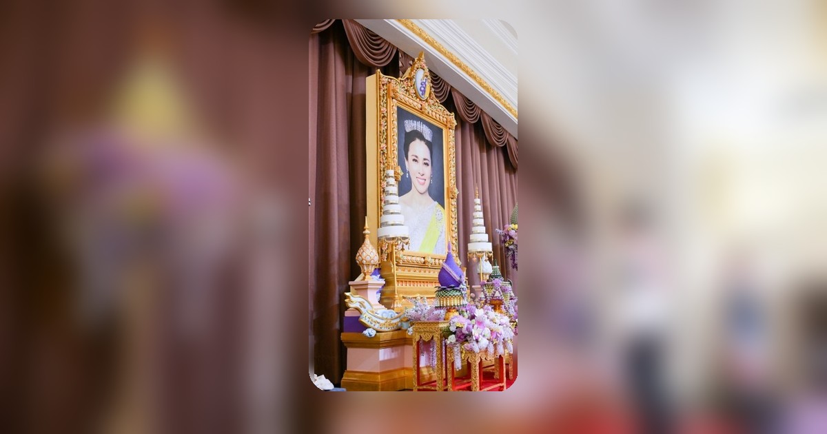 รัฐบาลจัดสโมสรสันนิบาตเฉลิมพระเกียรติ สมเด็จพระนางเจ้าฯ พระบรมราชินี เนื่องในโอกาสพระราชพิธีมหามงคลเฉลิมพระชนมพรรษา 4 รอบ