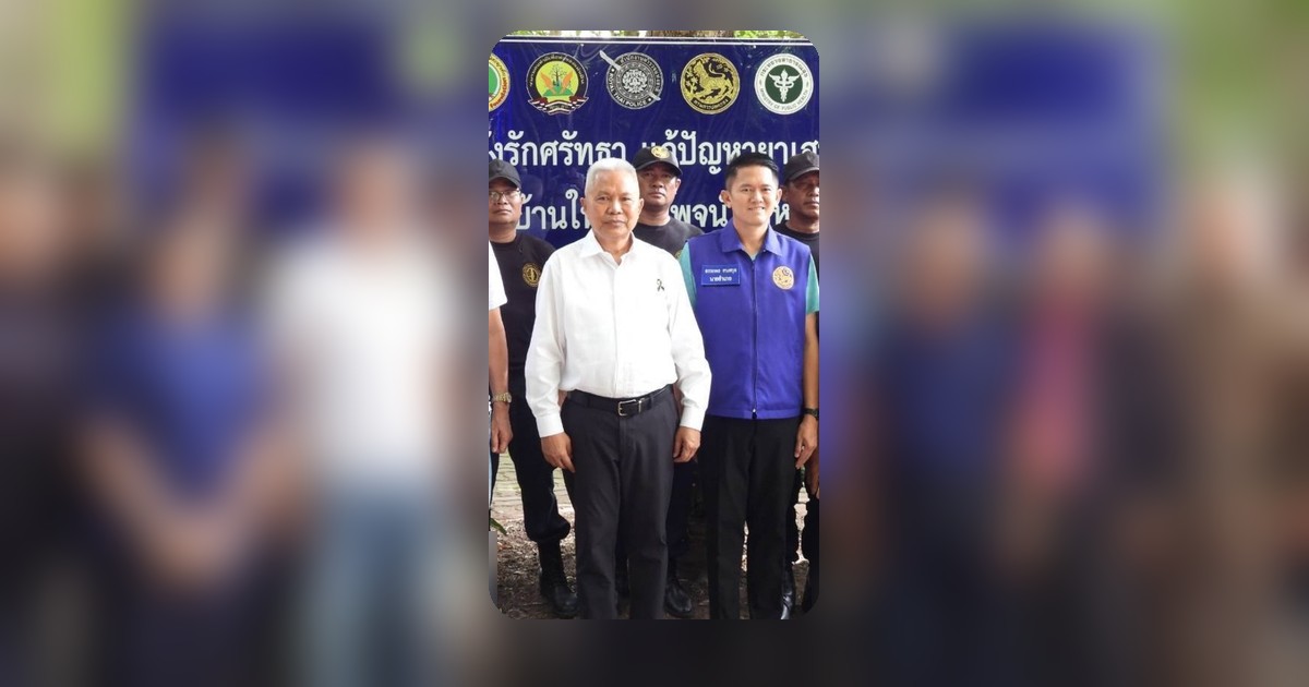 พลังความรัก-ศรัทธา โสภณชูแนวทางบำบัดยาเสพติดครบวงจร พร้อมสาบานตนเลิกเด็ดขาด